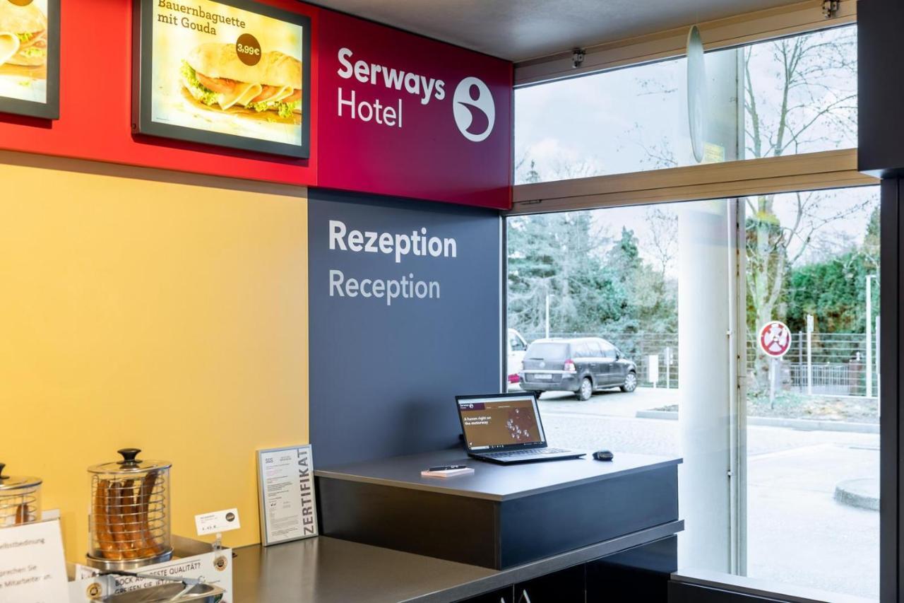 Serways Hotel Hoesel ราทิงเงน ภายนอก รูปภาพ
