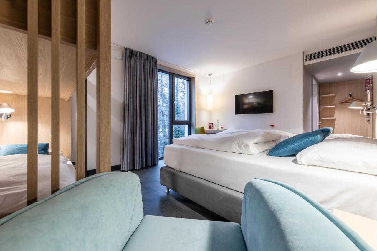 Serways Hotel Hoesel ราทิงเงน ภายนอก รูปภาพ